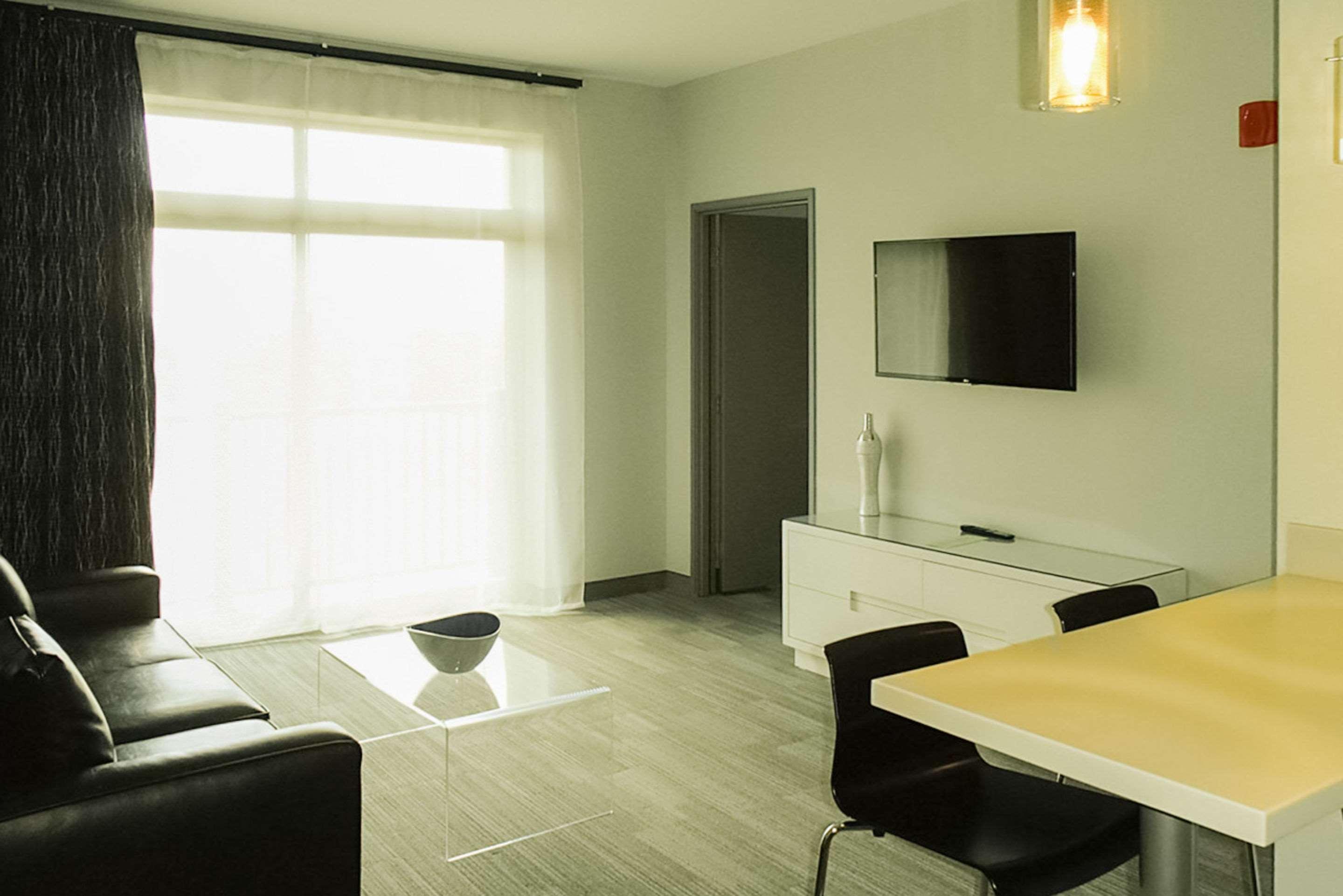 Garland Hotel, Ascend Hotel Collection New Concord 外观 照片
